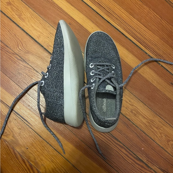 Allbirds Wool Runner - Picture 2 of 4
